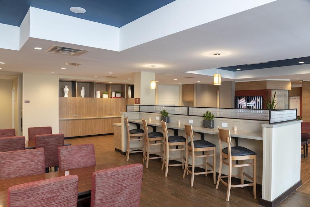 Towneplace Suites By Marriott Louisville North Jeffersonville Exterior photo